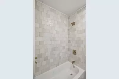 1943 Hewitt Avenue, Cincinnati, OH 45207 - Photo 16