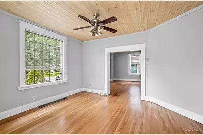 3774 Drake Avenue, Cincinnati, OH 45209 - Photo 8