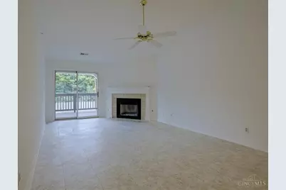 4341 Regency Ridge Court #303, Green Township, OH 45248 - Photo 6