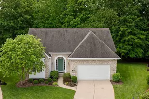 6879 Prairie View Dr, Hamilton Township, OH 45039 - Photo 1