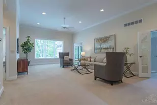 6879 Prairie View Dr, Hamilton Township, OH 45039 - Photo 8