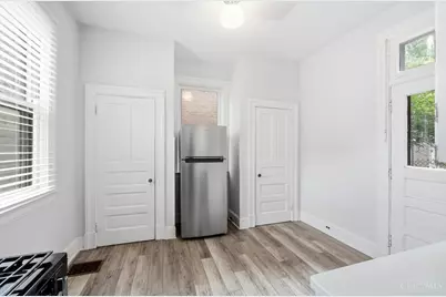 2412 Fairview Avenue, Cincinnati, OH 45219 - Photo 32