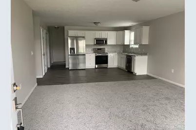 605 Diamond Loop, Middletown, OH 45044 - Photo 2
