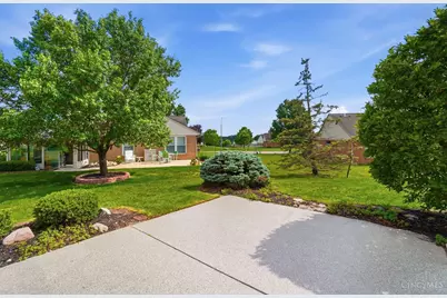 1227 Mals Way, Miamisburg, OH 45342 - Photo 32
