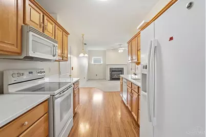 1227 Mals Way, Miamisburg, OH 45342 - Photo 8