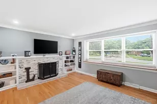 5694 Sprucewood Dr, Green Township, OH 45239 - Photo 12