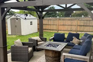 7248 Country Walk Dr, Franklin Township, OH 45005 - Photo 14