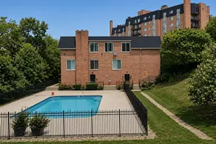 880 Rue De La Paix, Cincinnati, OH 45220 - Photo 12