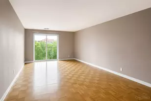 880 Rue De La Paix, Cincinnati, OH 45220 - Photo 8