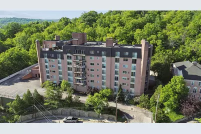 880 Rue De La Paix #A5, Cincinnati, OH 45220 - Photo 1