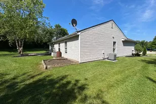 573 Hearthstone Ct, Lebanon, OH 45036 - Photo 4