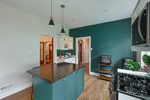 2003 Crane Ave, Cincinnati, OH 45207 - Photo 18