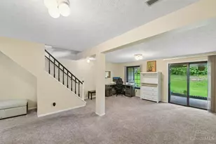 12095 Pickwick Pl, Sharonville, OH 45241 - Photo 30