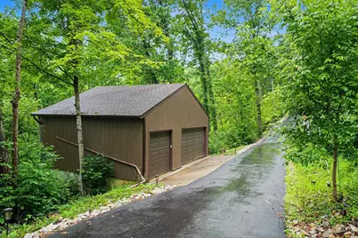 8537 Eagle Creek Road, Colerain Township, OH 45247 - Photo 12