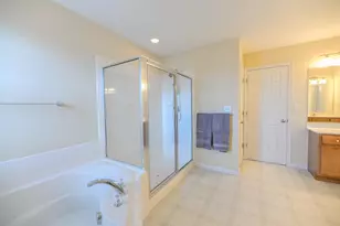 4222 Lighthouse Ln, West Chester, OH 45069 - Photo 12