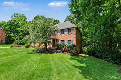 2363 Heather Hill Boulevard N, Anderson Township, OH 45244 - Photo 4