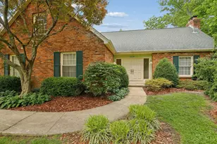 11119 Embassy Dr, Forest Park, OH 45240 - Photo 2