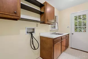 11119 Embassy Dr, Forest Park, OH 45240 - Photo 24