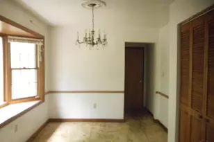 1565 Jonquilmeadow Dr, Forest Park, OH 45240 - Photo 8
