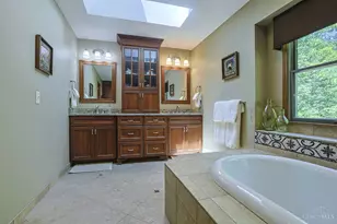 10708 Weatherstone Ct, Symmes Township, OH 45140 - Photo 30