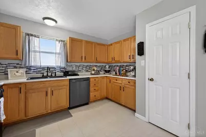 8725 Sweetbrair Court, Franklin Township, OH 45005 - Photo 18