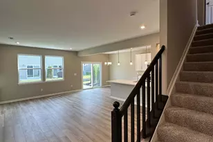 594 Dedication Ln, Union Township, OH 45245 - Photo 4