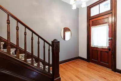 9 Bella Vista Place, Cincinnati, OH 45206 - Photo 4