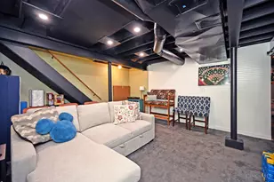 7814 Jandaracres Dr, Cincinnati, OH 45248 - Photo 20
