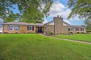 7814 Jandaracres Dr, Cincinnati, OH 45248 - Photo 1