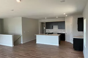 1774 Parkfield Wy, Goshen, OH 45122 - Photo 2
