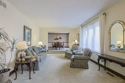 19 Lora Lane, Hamilton, OH 45013 - Photo 6