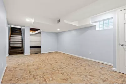 5758 Glengate Lane, Cincinnati, OH 45212 - Photo 24