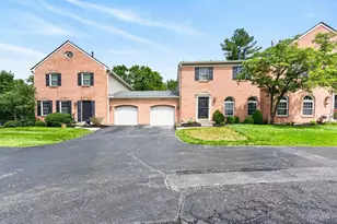 10801 Fallsington Ct, Blue Ash, OH 45242 - Photo 4