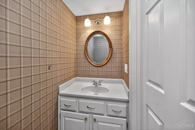 10801 Fallsington Court, Blue Ash, OH 45242 - Photo 44