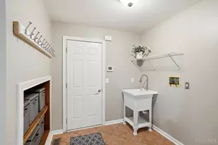 8096 Wycliffe Dr, Anderson Township, OH 45244 - Photo 16