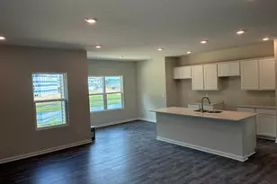 1776 Parkfield Wy, Goshen, OH 45122 - Photo 2