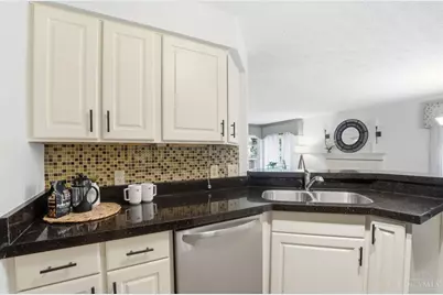 6110 Oakbridge Way #201, Miami Township, OH 45150 - Photo 20
