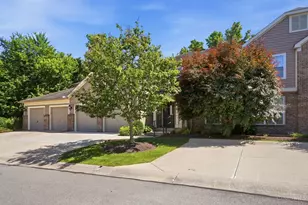 6110 Oakbridge Way, Miami Township, OH 45150 - Photo 4