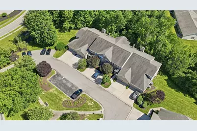 6110 Oakbridge Way #201, Miami Township, OH 45150 - Photo 2