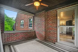 2850 Gilna Ct, Cincinnati, OH 45211 - Photo 2