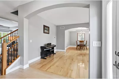 678 Hyacinth Road, Union Township, OH 45245 - Photo 6