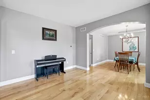 678 Hyacinth Rd, Union Township, OH 45245 - Photo 8