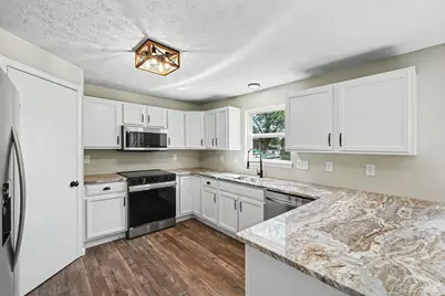 423 Lorelei Drive, Perry Township, OH 45118 - Photo 6