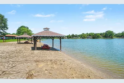 423 Lorelei Drive, Perry Township, OH 45118 - Photo 24