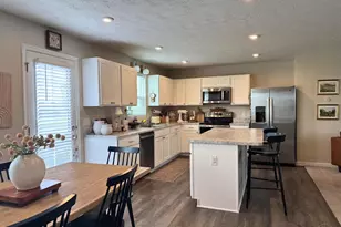 5935 Regatta Dr, Middletown, OH 45042 - Photo 6
