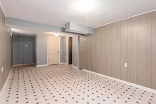 8670 Zodiac Dr, Springfield Township, OH 45231 - Photo 22