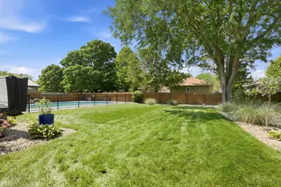 2042 Cortina Drive, Dayton, OH 45459 - Photo 48