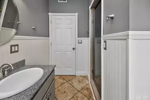 27 Kessler Pl, Cincinnati, OH 45217 - Photo 24