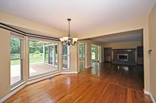 7664 Hampton Pl Ln, Cincinnati, OH 45244 - Photo 16