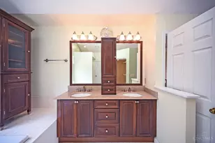 7664 Hampton Pl Ln, Cincinnati, OH 45244 - Photo 30